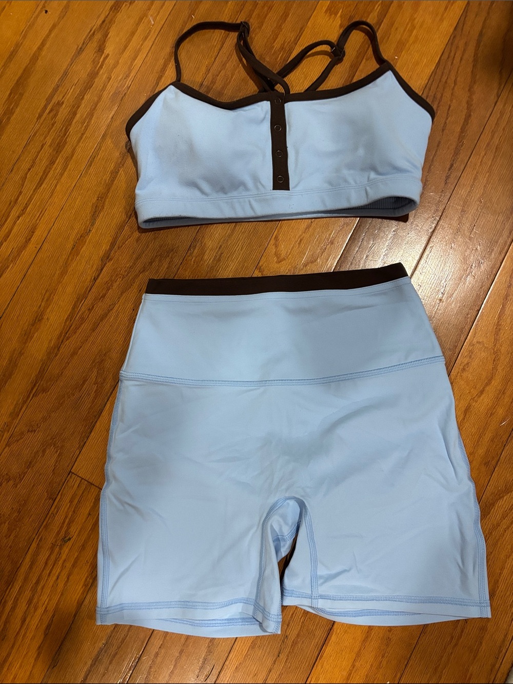 Abercrombie Light Blue and brown Contrast-Trim Sports Bra & Bike Short Set